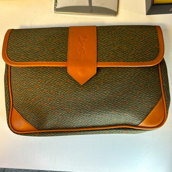 EUC Vintage Yves Saint Laurent Clutch (Remy Martin) - Picture 7 of 12